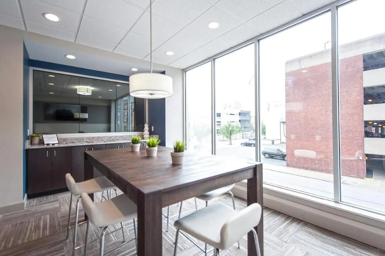 Cozystays Stylish Apartment In Downtown Louisville