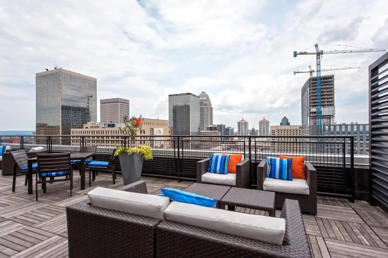 Cozystays Stylish Apartment In Downtown Louisville