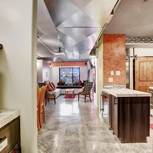 Lvstriphouse Jc408 - Modern 2bd-2ba Sleeps 8 Apartment Las Vegas