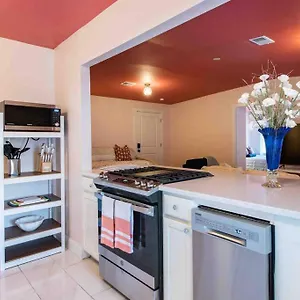 Apartment Blush And Bashful Germantown Two Bedroom, Louisville