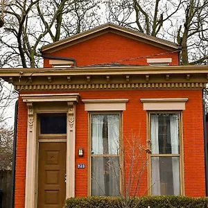 Holiday home A Hidden Gem Near Nulu/downtown., Louisville